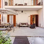 Barberini - Fromhometorome Apartment *