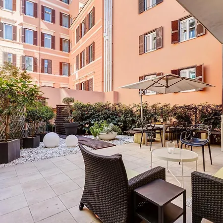 Barberini - Fromhometorome Apartman Róma