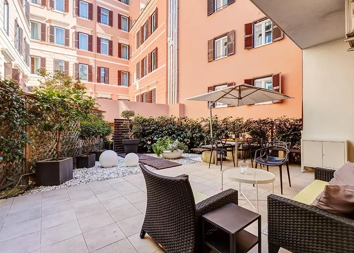 Barberini - Fromhometorome Apartman Róma