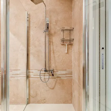 Barberini - Fromhometorome Apartmán Řím