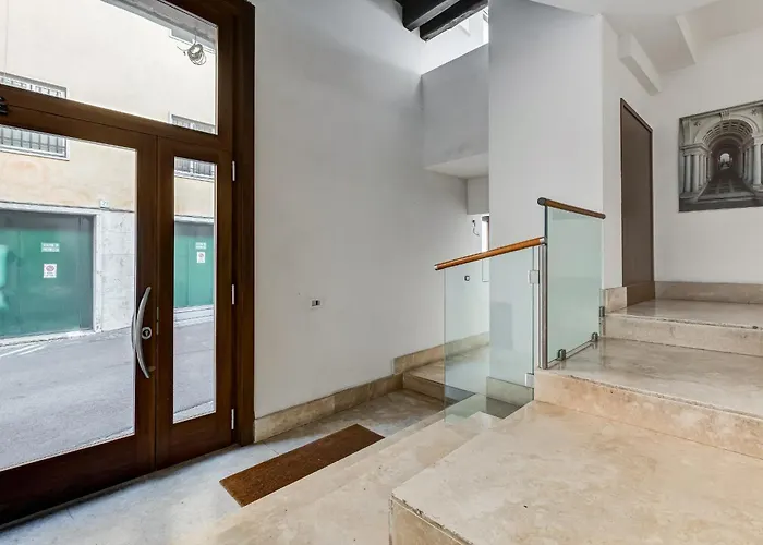 Barberini - Fromhometorome Apartman